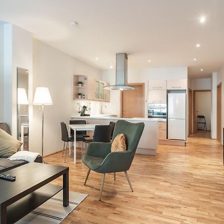 Rvk City Centre Apartment เรคยาวิก ภายนอก รูปภาพ