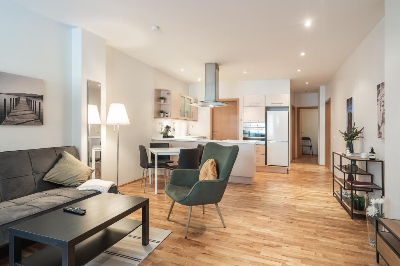 Rvk City Centre Apartment เรคยาวิก ภายนอก รูปภาพ